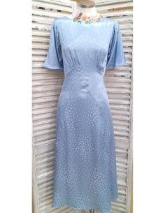 VESTIDO MIDI CON MANGA CORTA